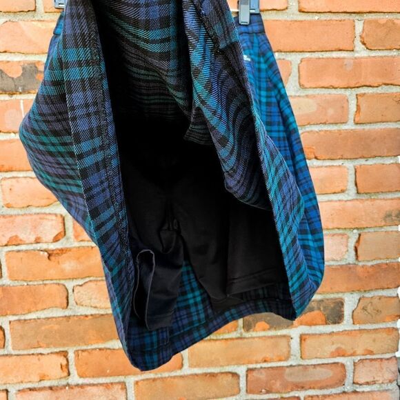 New Flynn O'Hara Green Multicolored Plaid Academia Skirt. - Picture 13 of 16